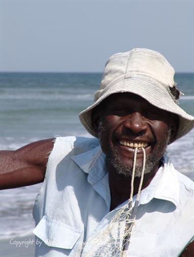 Gambia 02 Der Strand,_DSC00497b_B555